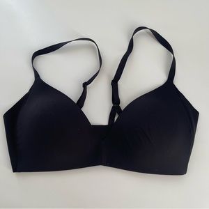 Lululemon bra 36C molded cups black